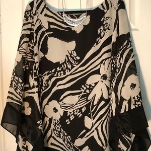 Women’s sheer flower lined top